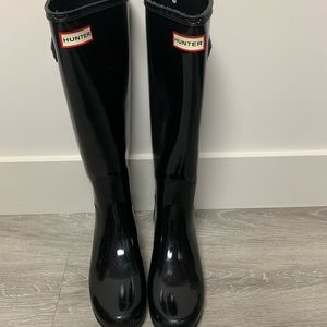 Tall Glossy Hunter Rain Boots